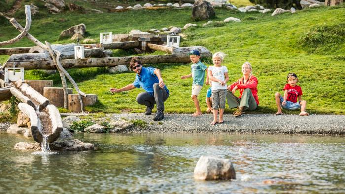 Familie am Filzalmsee